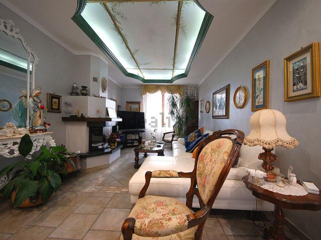 Appartamento in vendita a San Venanzo, Spoleto