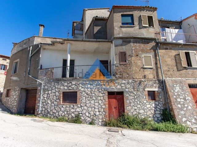 Appartamento in vendita a Alviano, Umbria