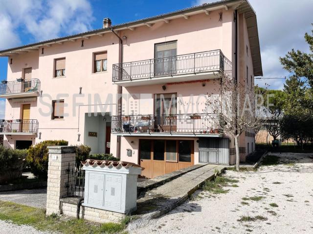 Appartamento in vendita a Gubbio, Umbria