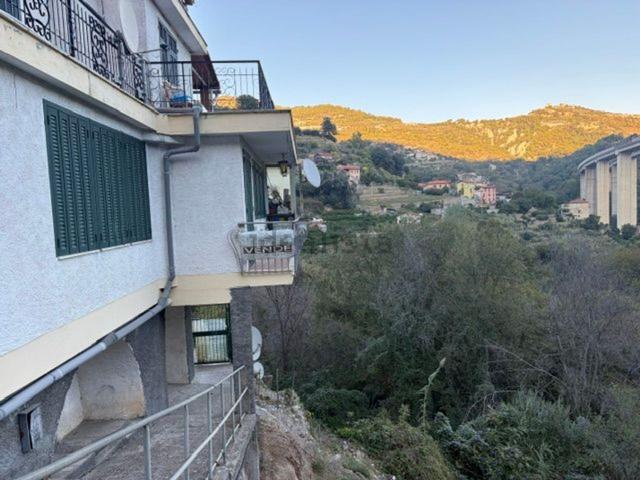 Appartamento in vendita a Latte, Ventimiglia
