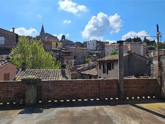 Appartamento in vendita a Izzalini, Umbria