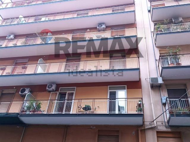 Appartamento in vendita a Acireale, Sicilia
