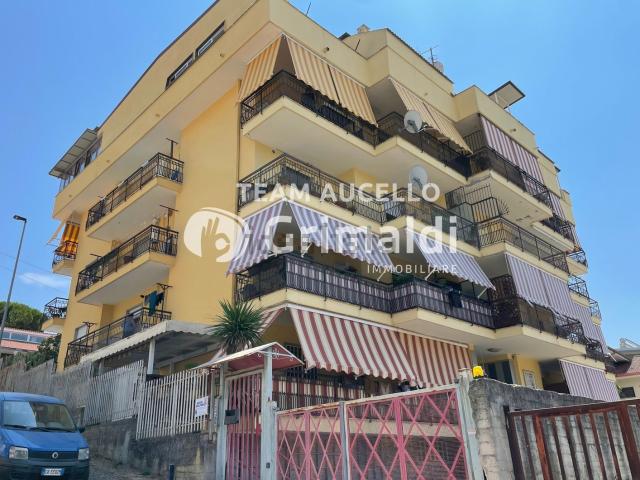 Appartamento in vendita a Serroni Alto, Battipaglia