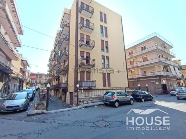 Appartamento in vendita a Paternò, Sicilia
