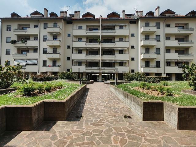 Appartamento in vendita a Locate di Triulzi, Lombardia
