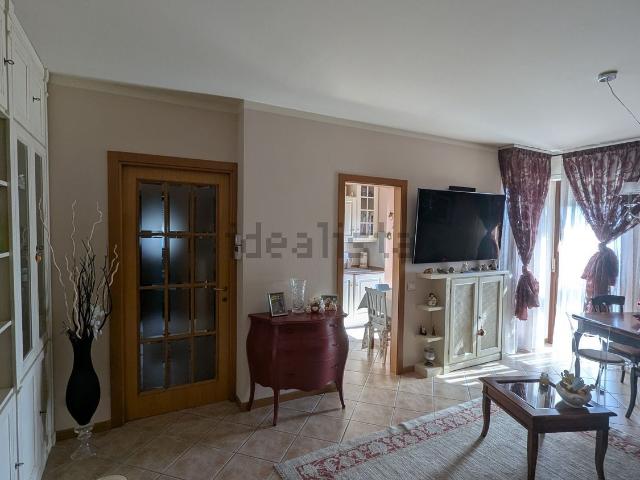 Appartamento in vendita a Alberghi, Pescia