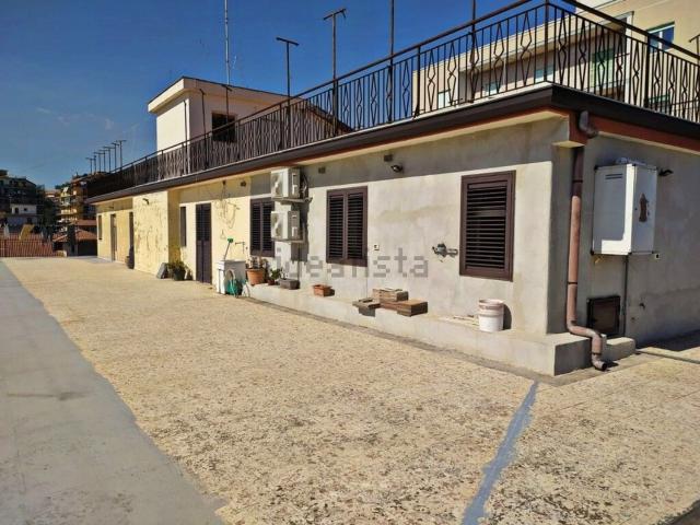 Appartamento in vendita a Loreto, Acireale