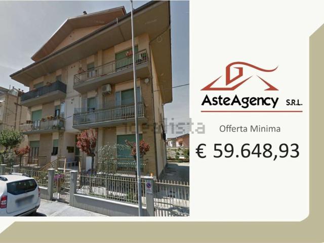 Appartamento in vendita a Faleriense, Marche