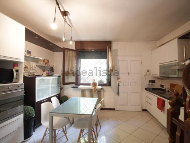 Appartamento in vendita a Pescarola, Bologna