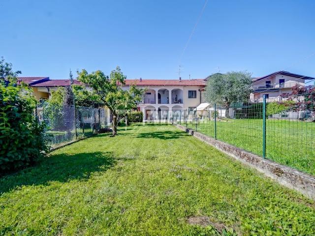 Appartamento in vendita a Travaino, Caronno Varesino
