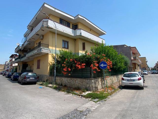 Appartamento in vendita a Frattaminore, Campania