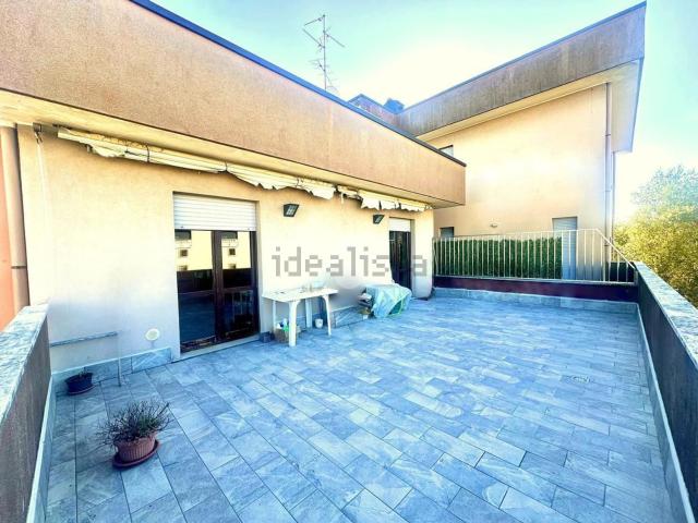 Appartamento in vendita a Cassina Pertusella, Caronno Pertusella