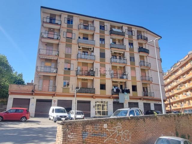 Appartamento in vendita a Avellino, Campania