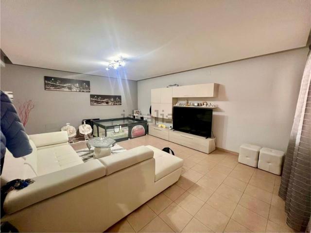 Appartamento in vendita a Belpasso, Catania