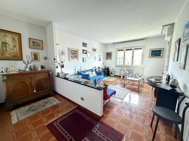 Appartamento in vendita a Como, Lombardia