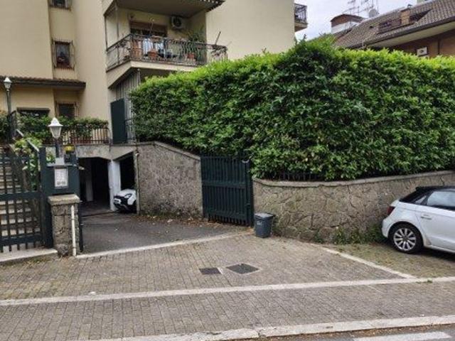 Appartamento in vendita a Squarciarelli, Roma Capitale