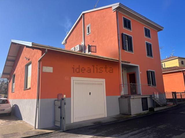 Appartamento in vendita a Medesano, Felegara