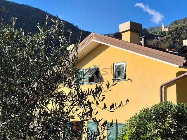 Attico in vendita a Serra, Bonassola