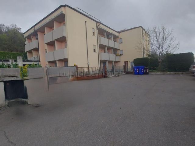 Appartamento in vendita a Medesano, Felegara