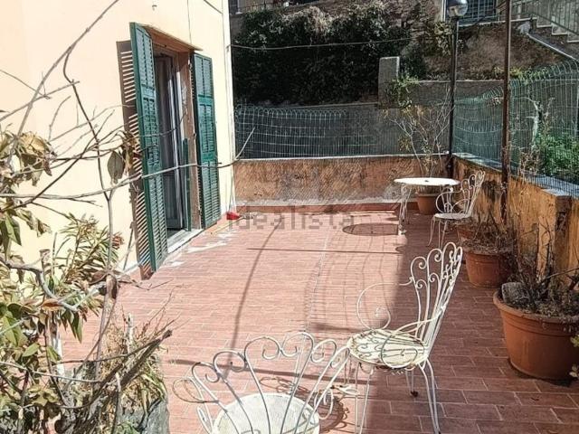 Appartamento in vendita a Bassa Val Bisagno, Serra Riccò