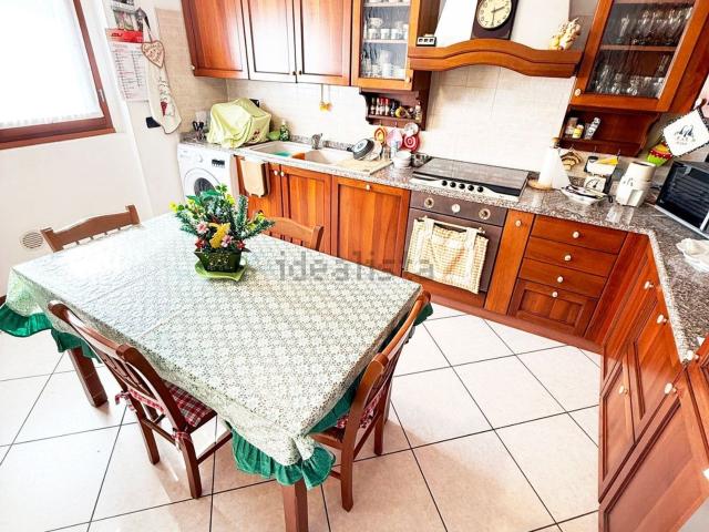 Appartamento in vendita a Gerenzano, Varese
