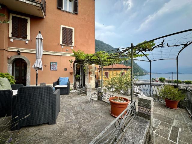 Appartamento in vendita a Argegno, Lombardia