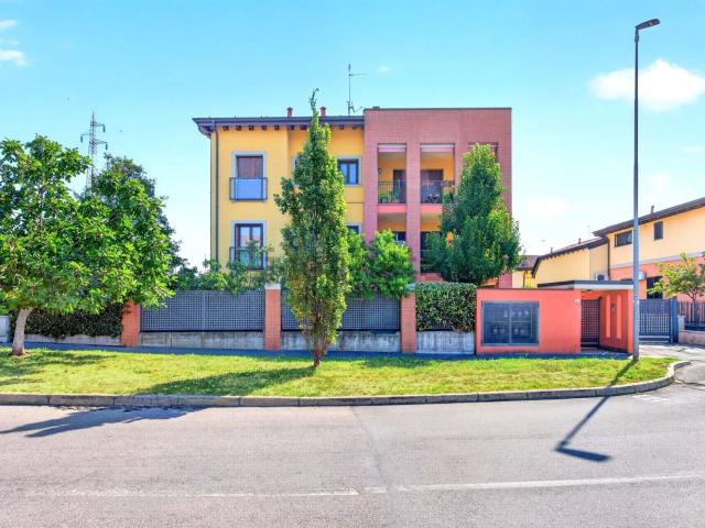 Appartamento in vendita a Cassina Nuova, Bollate