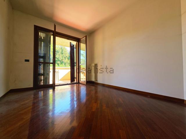 Appartamento in vendita a Monticelli Terme, Montechiarugolo