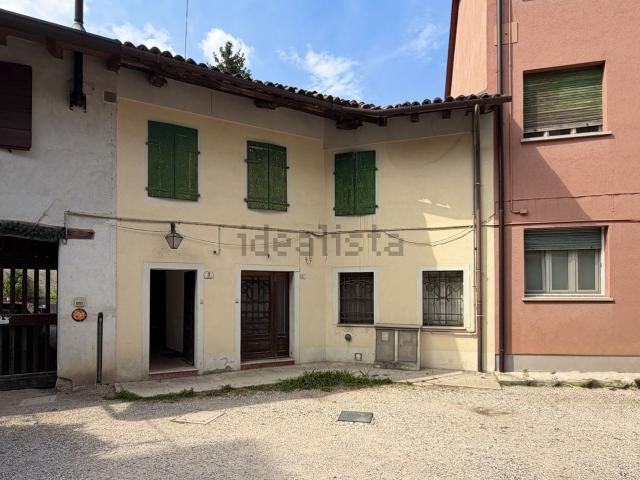 Appartamento in vendita a Borgo Pracchiuso, Reana Del Roiale