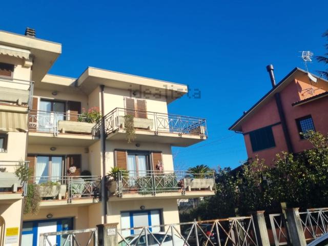 Appartamento in vendita a Massa E Cozzile