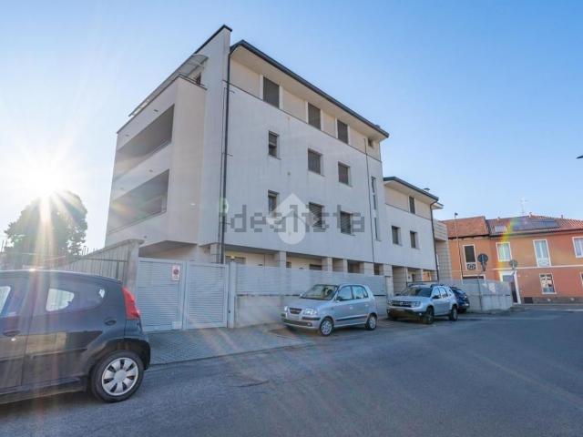 Appartamento in vendita a Sovico, Lombardia