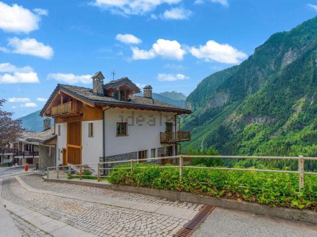 Appartamento in vendita a Pussey, Courmayeur