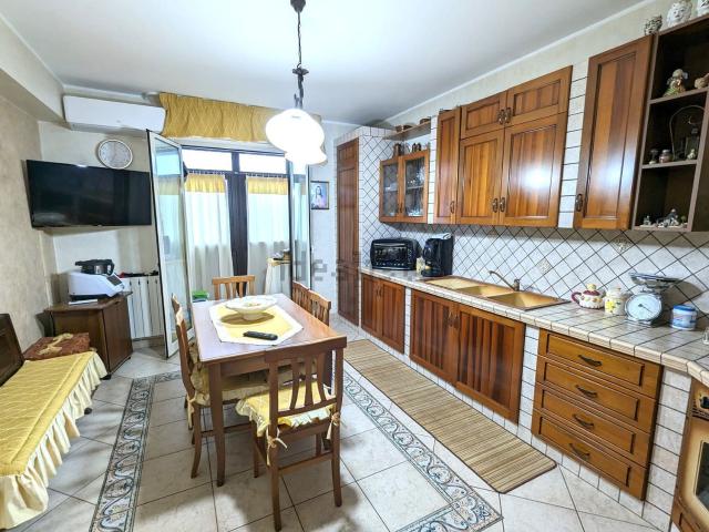 Appartamento in vendita a Acireale, Sicilia