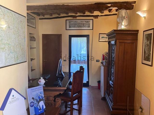 Appartamento in vendita a Asciano, Toscana