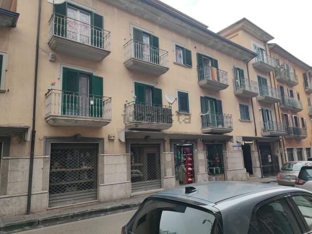 Appartamento in vendita a Atripalda, Campania