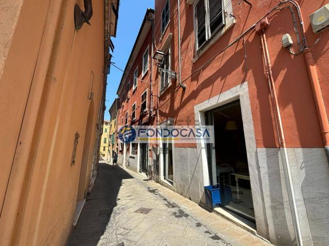 Appartamento in vendita a Fabbrica, Carrara