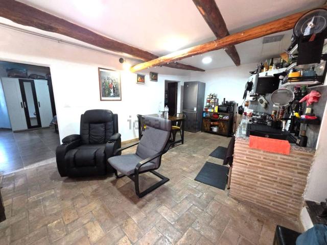 Appartamento in vendita a Caprarola, Lazio