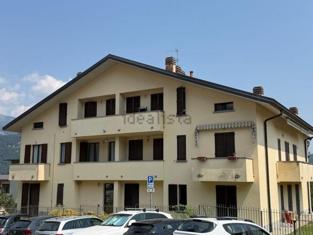 Appartamento in vendita a Airuno, Lecco