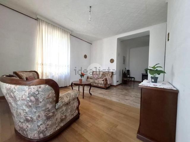 Appartamento in vendita a Benvenuti, Voghera
