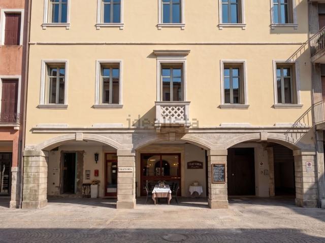 Appartamento in vendita a Este, Padova