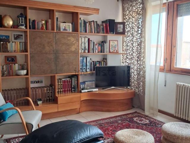 Appartamento in vendita a Cascina, Toscana
