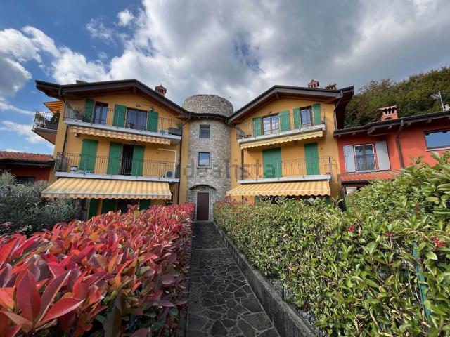 Attico in vendita a Palazzago, Lombardia