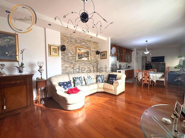 Appartamento in vendita a Calenzano, Toscana