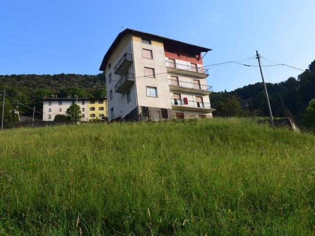 Appartamento in vendita a Comunità Montana della Valle Brembana, Zambla Bassa