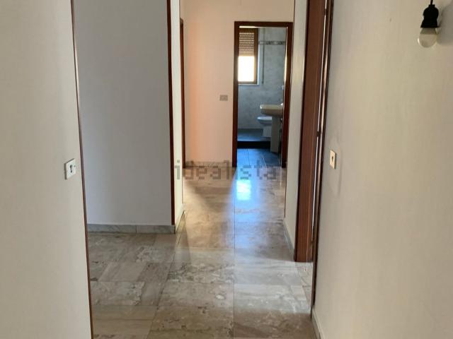 Appartamento in vendita a Calabria, Reggio Calabria