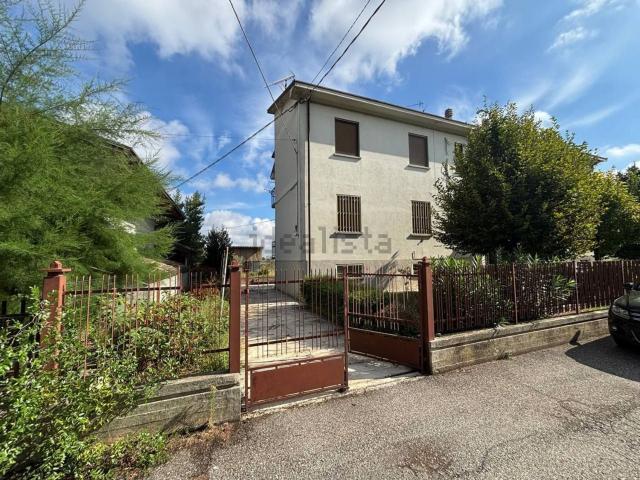 Appartamento in vendita a la Chiusa, Cadeo
