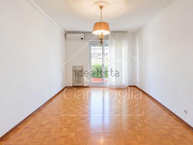 Appartamento in vendita a Brunella, Varese