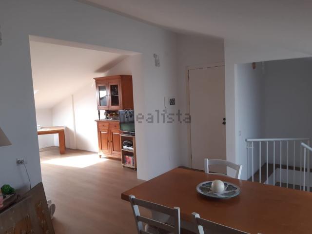 Appartamento in vendita a Pesaro, Pesaro E Urbino