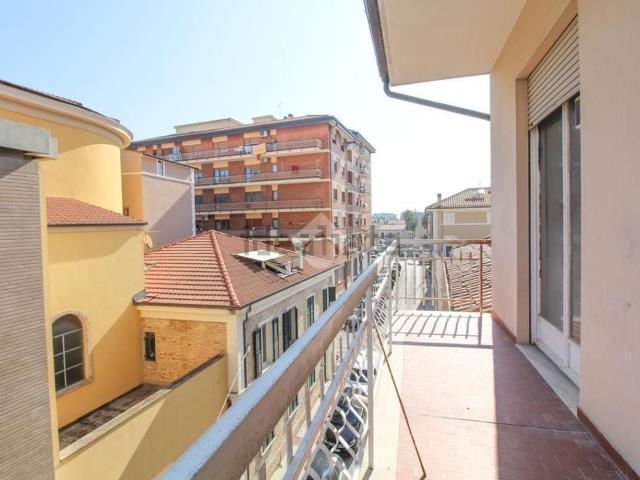 Appartamento in vendita a Albula centro, Marche