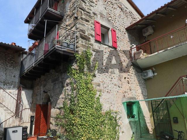 Appartamento in vendita a Brembate di Sopra, Bergamo